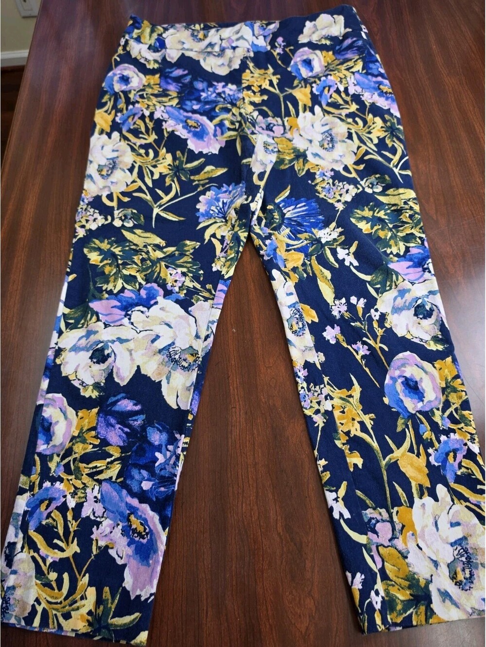 Chico's So Slimming Ankle Pants Size 2.5 Large Floral Blue Botanical Chic Slacks
